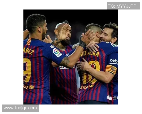 成都足球队与重庆足球队赛后复盘分析双方战术意识与表现对比 成都足球队与重庆足球队赛后复盘分析双方战术意识与表现对比