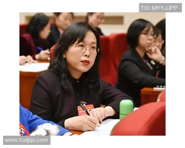 李静的排球人生:从赛场拼搏到心灵成长的对话分享 李静的排球人生:从赛场拼搏到心灵成长的对话分享