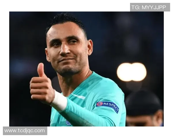 西班牙足球明星纳瓦斯的辉煌职业生涯与对球队的深远影响解析 西班牙足球明星纳瓦斯的辉煌职业生涯与对球队的深远影响解析